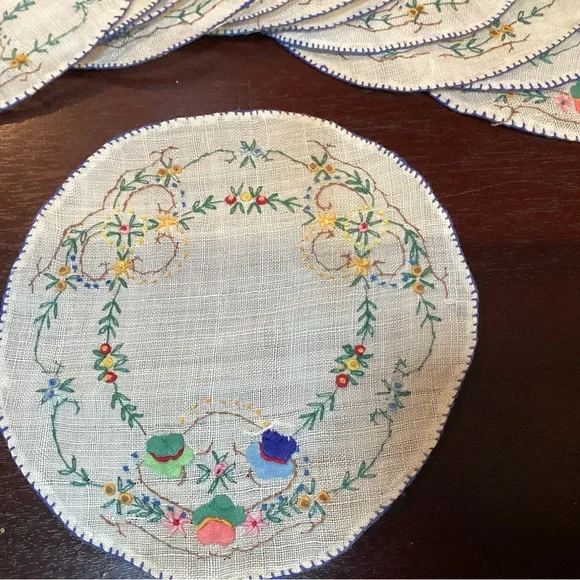 Hand-Embroidered Linen Cocktail Rounds - Picture 5 of 7